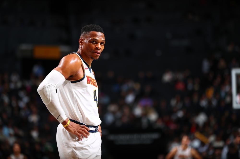 也暗含了对 也暗含了对